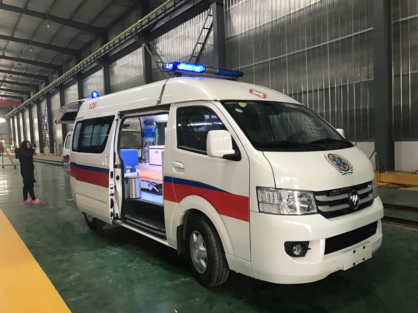 晴隆县救护车转院